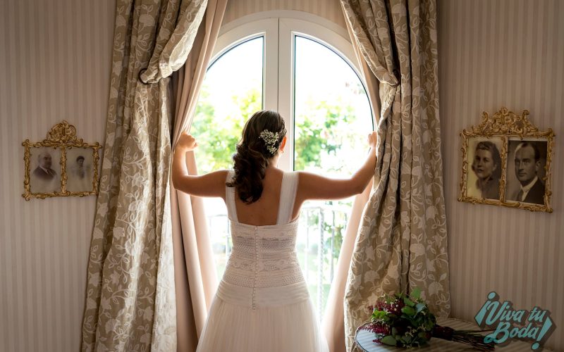 Fotos emotivas de boda. Boda de chicas en Marques de Vargas. Boda civil